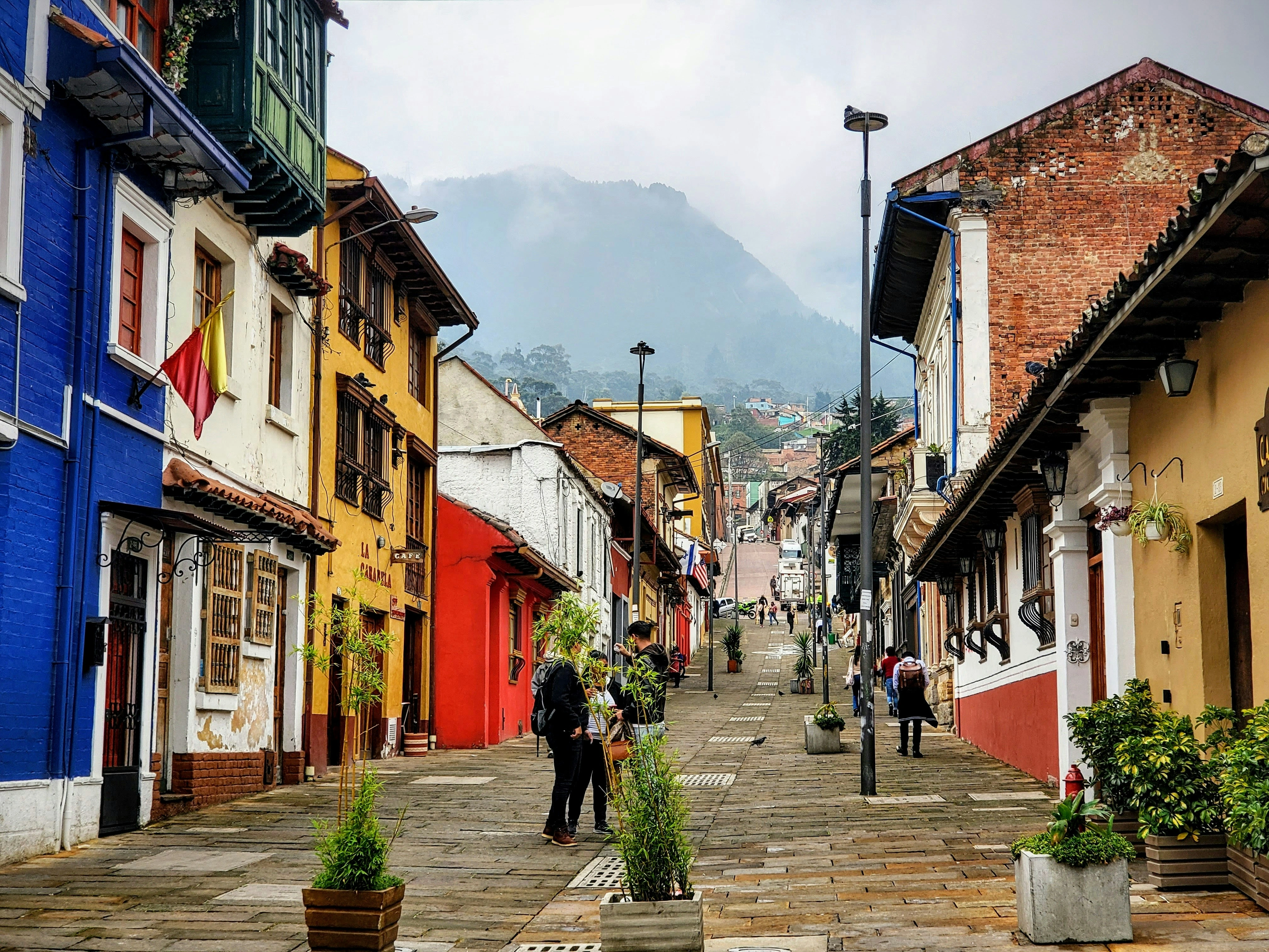 Barrio La Candelaria en Bogotá - Arquitectura colonial y colorida