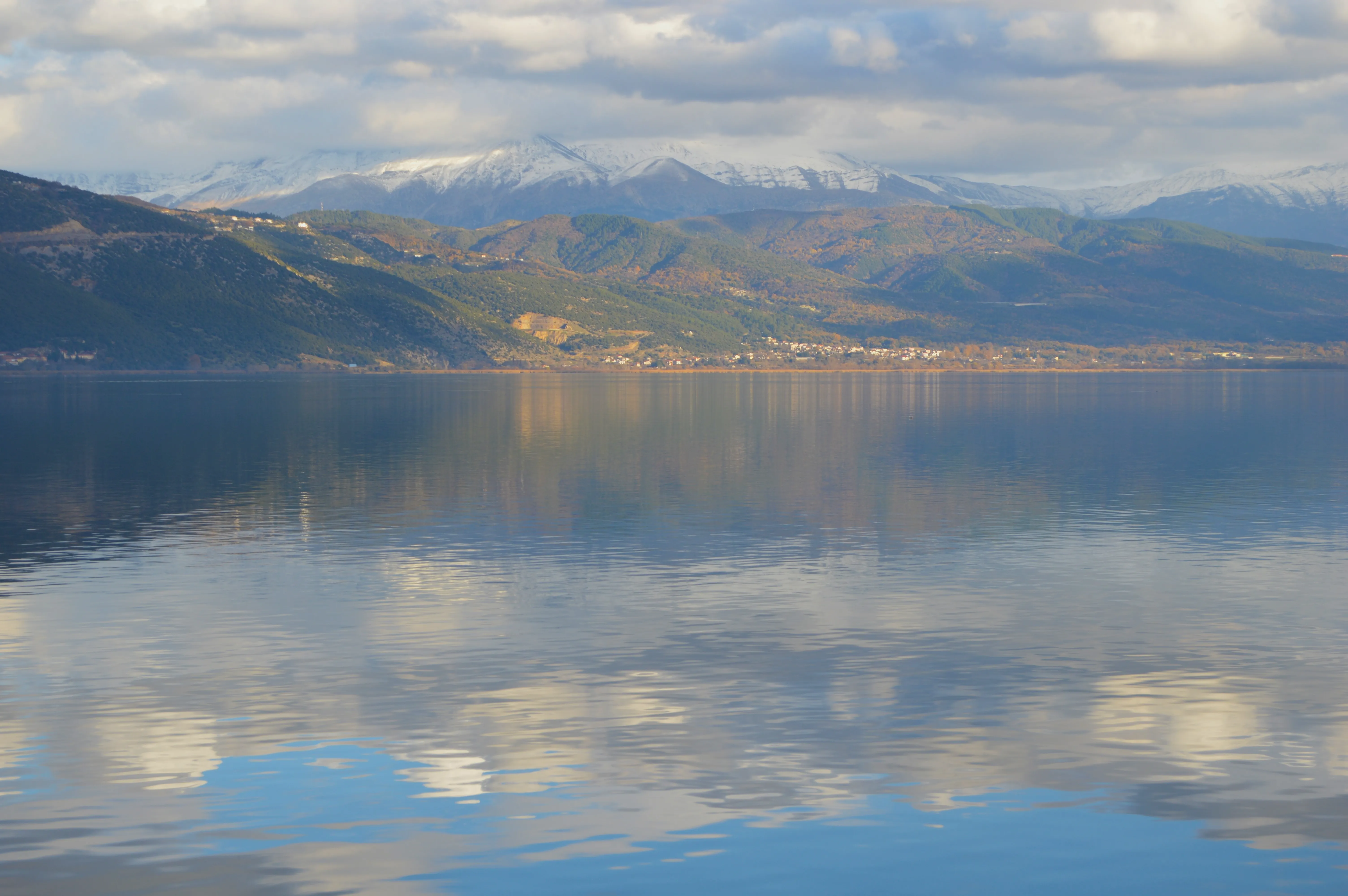 Lago Pamvotida en Ioannina
