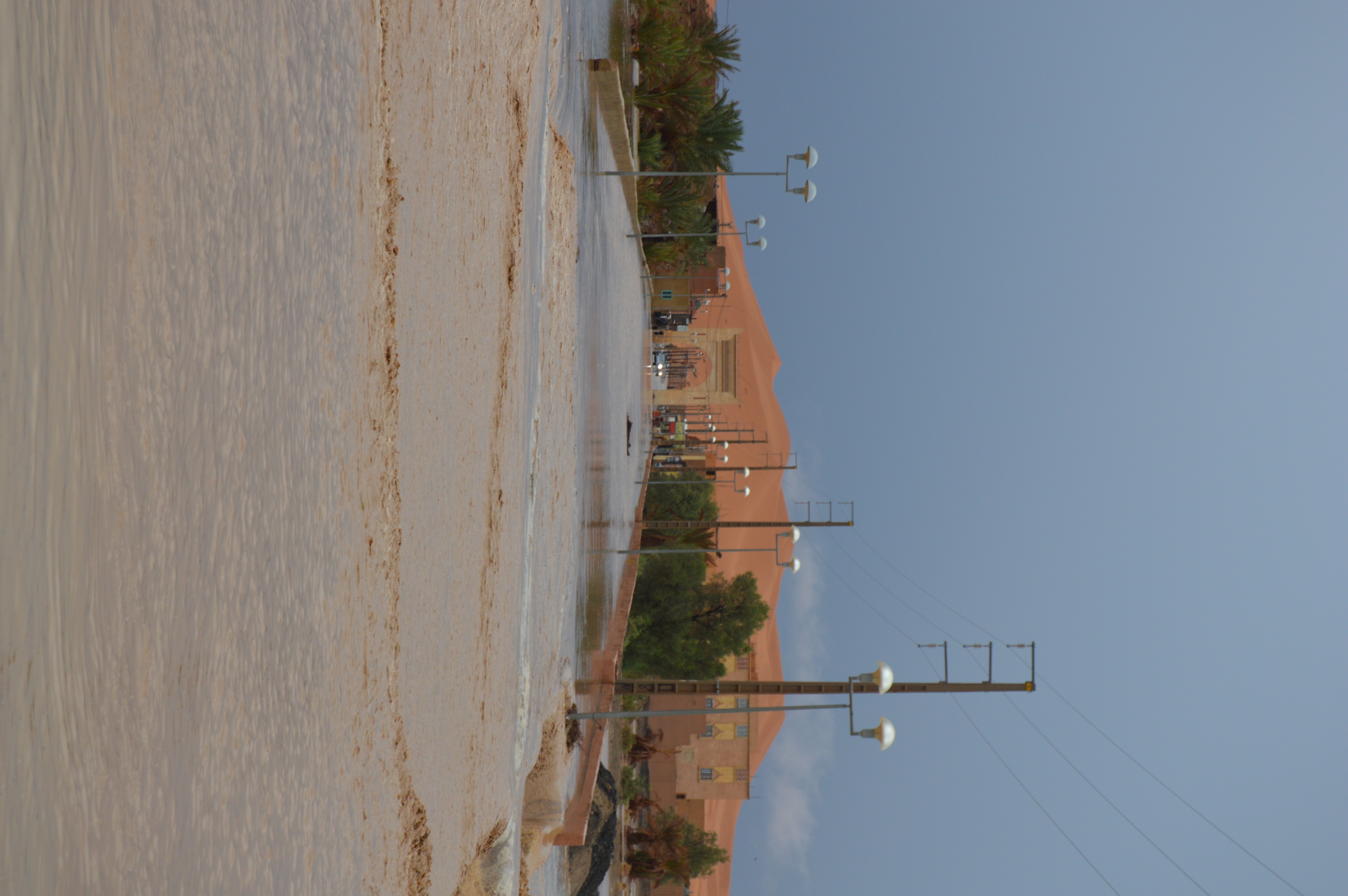 Segunda perspectiva de las inundaciones en Merzouga - Charcos en el Erg Chebbi
