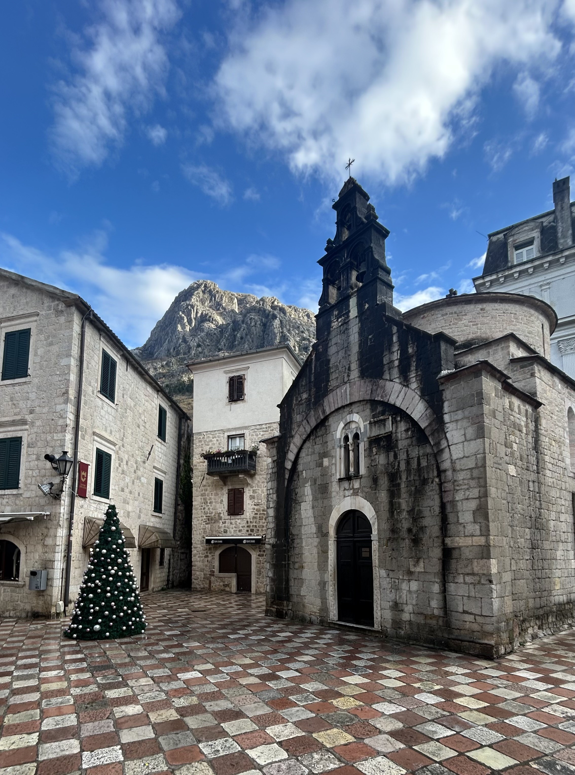 Arquitectura histórica de Kotor